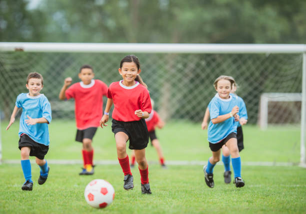 拉门斯：我是看库尔图瓦的比赛长大的，诺伊尔也是我的榜样